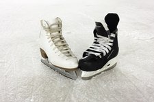 Amanda Cullingford ice skating