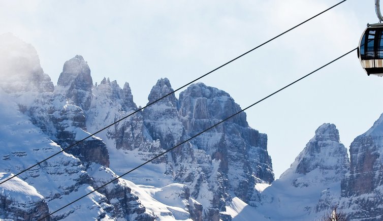 RS Trentino madonna di campiglio montagne neve